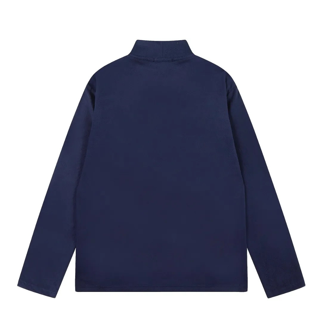 P190 Top quality" Style number: DS606# (not off the shelves all year round) [Ralph Lauren half turtleneck solid color pony embroidery logo basic round neck long sleeves] ✅Ralph Lauren Ralph Lauren classic basic versatile unisex half turtleneck pullover German velvet long sleeves ✅Main supply platform live broadcast Wholesale entities Replenish when out of stock Not off the shelves ✅ZP quality 1:1 version Scan the code to enter the GF website Counter quality ✅Detailed quality The only one in Guangzhou 280g German velvet fabric is comfortable and warm. It focuses on high-end and cost-effective. Needless to say good quality. ✅The version is restored to the original order. The maximum size can be worn up to 180 pounds. Loose, comfortable and stress-free. ✅The upper body is simple and easy to match. A must-have item for ootd. Good-looking clothes are never picky. A must-have in couples' wardrobes. Size: